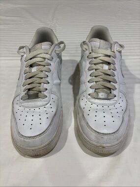 Nike Air Force 1 Men’s 8.5 Sneakers